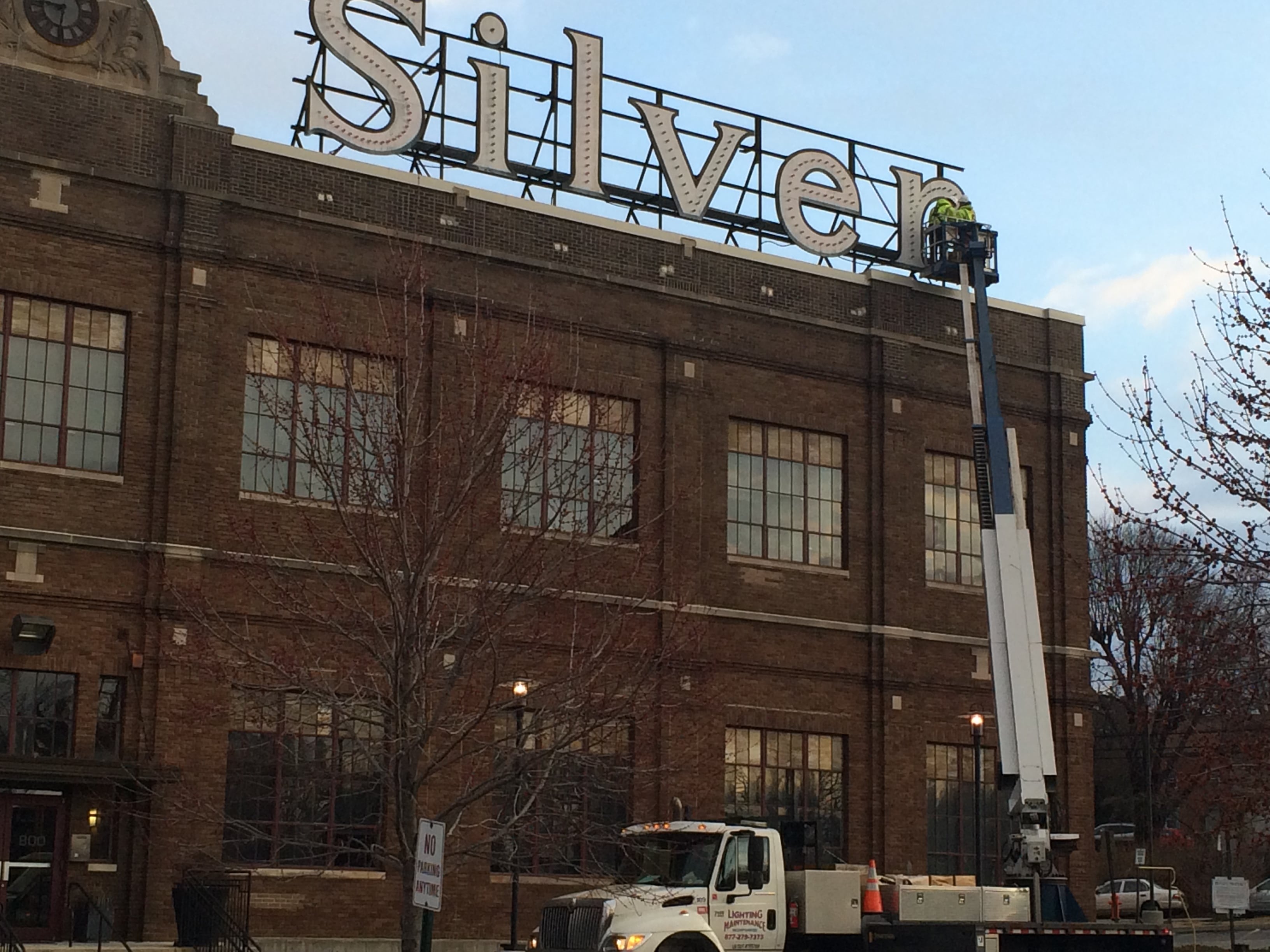 historic_building_lighting