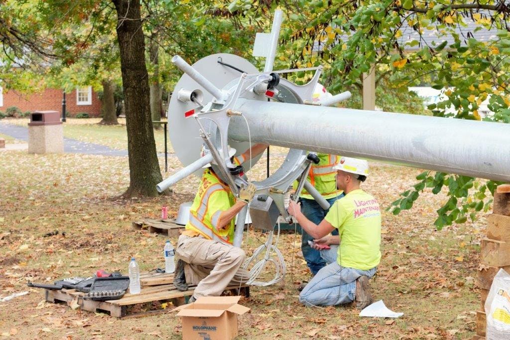 high mast pole lighting