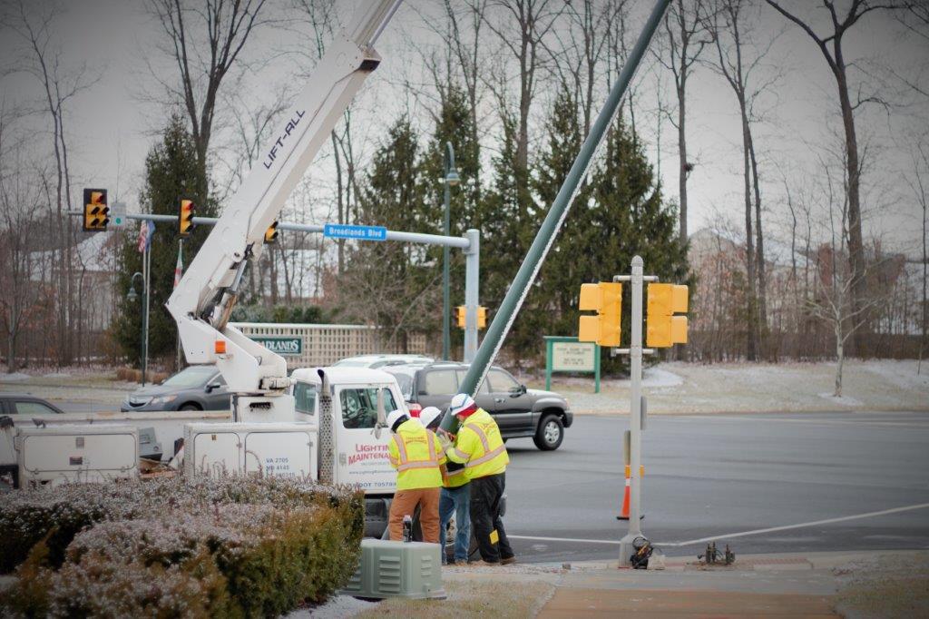 street light pole lighting