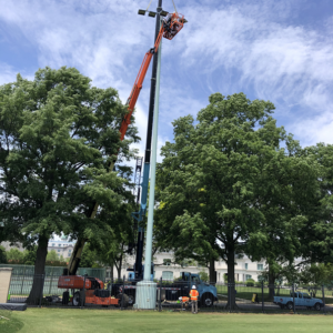 US Navy Bucket Up, Cane light fixture raise