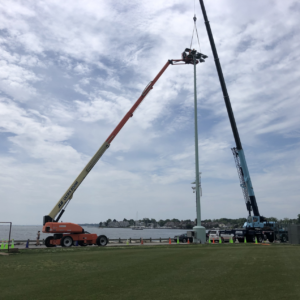 US Navy Pole and cranes2